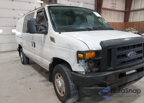 2010 Ford E-250 Commercial/Recreational z USA, uszkodzony, nr VIN 1FTNE2EL1ADA72521